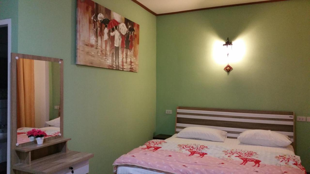Baan Penny Hotel Пра Након Си Аютая Екстериор снимка