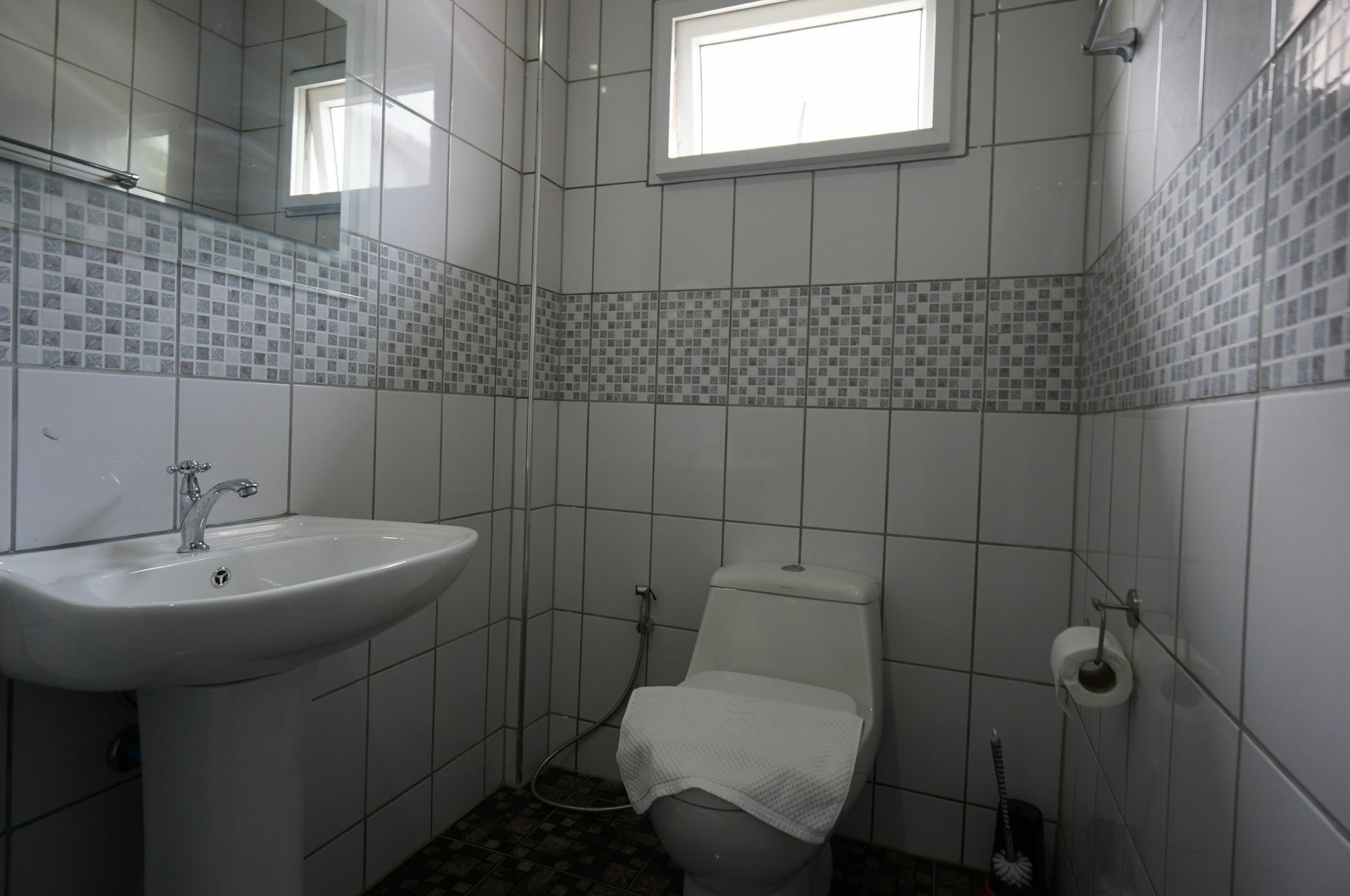 Baan Penny Hotel Пра Након Си Аютая Екстериор снимка