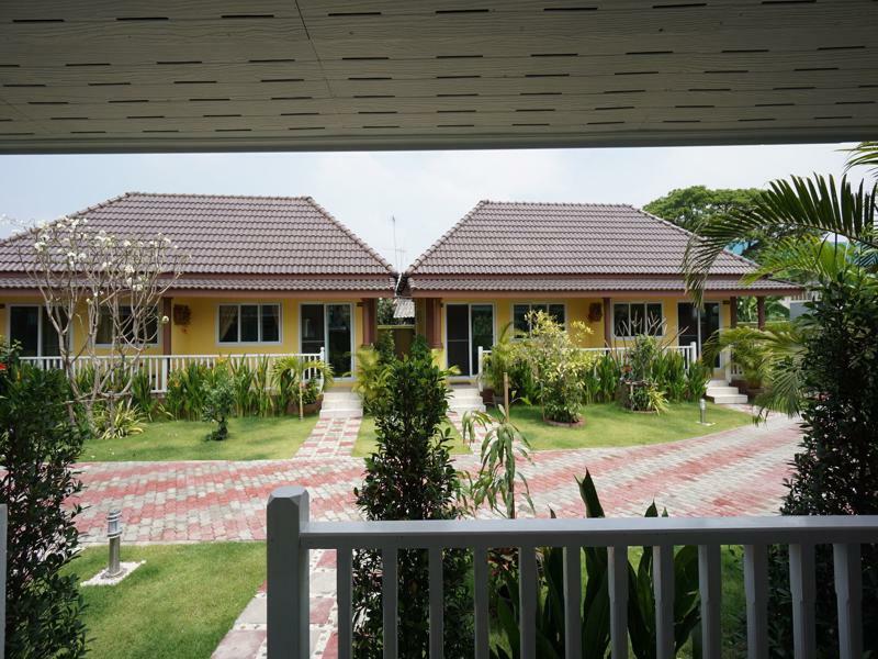Baan Penny Hotel Пра Након Си Аютая Екстериор снимка